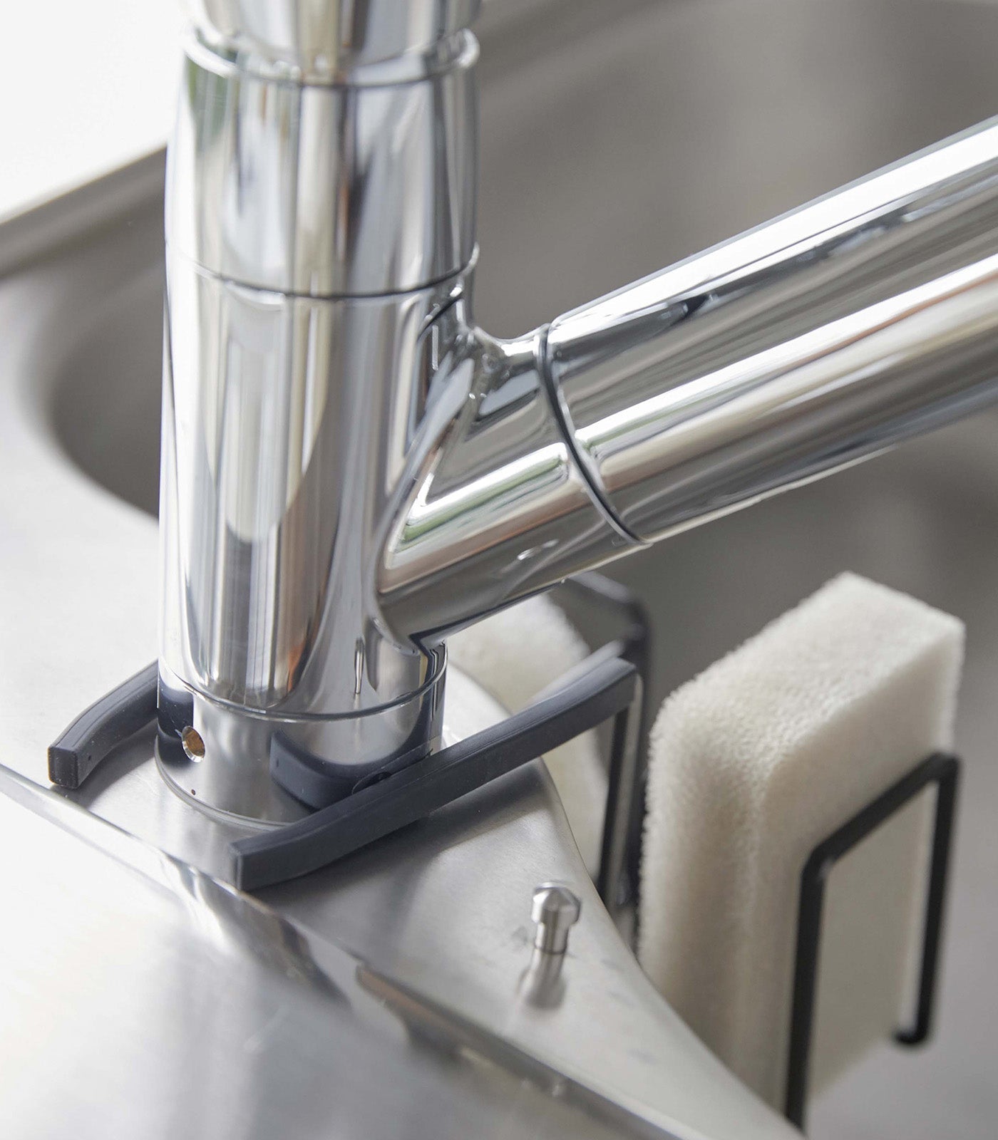 Faucet-Hanging Sponge & Brush Holder